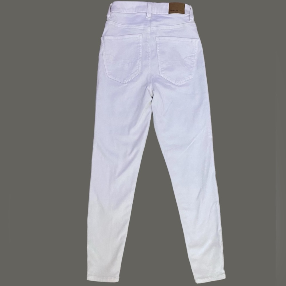 American Eagle White High-Rise Next Level Stretch Jeans